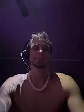 Stillhard8925 online show from December 22, 2025, 8:25 am