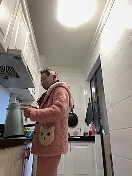 aa520uv online show from February 19, 2026, 2:30 am