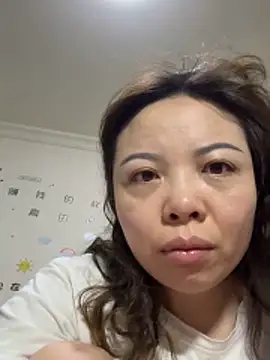 aa520uv online show from April 19, 2026, 3:07 am