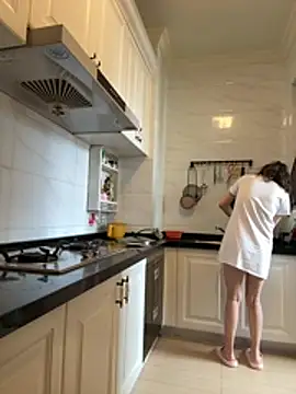 aa520uv online show from April 18, 2026, 2:36 am