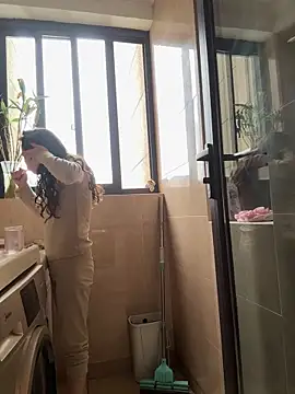 aa520uv online show from April 9, 2026, 2:46 am