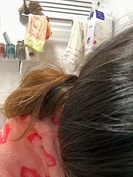 aa520uv online show from November 8, 2025, 12:09 pm