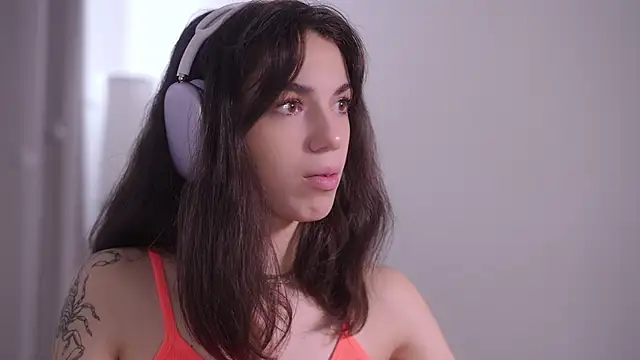 mystica  online show from September 9, 2025, 8:46 am