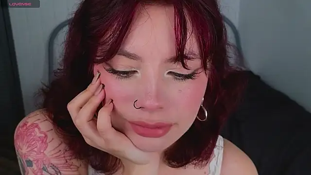 Snapshot of Forget__Me__Nots chatting on September 24, 2025, 5:19 pm Forget Me Nots online show from September 24, 2025, 5:19 pm