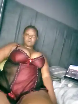 Snapshot of HerPleasure2025 chatting on September 19, 2025, 8:24 pm HerPleasure2025 online show from September 19, 2025, 8:24 pm