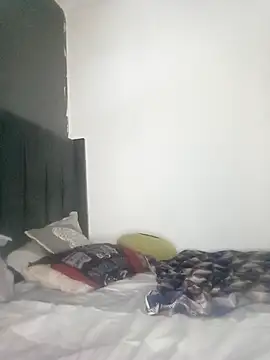 HerPleasure2025 online show from March 12, 2026, 7:12 am