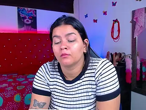 kriss sweetboobs10 online show from November 30, 2025, 11:00 am