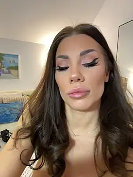 CelineReys online show from March 14, 2026, 6:47 pm