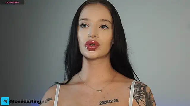 LexiiDarling online show from July 10, 2026, 4:07 pm