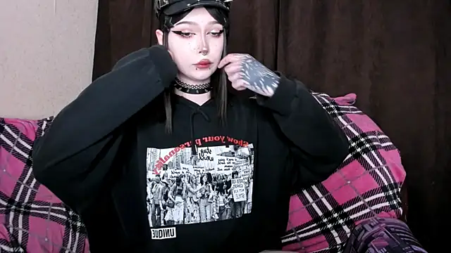 amelia mays xx online show from April 9, 2026, 6:19 am