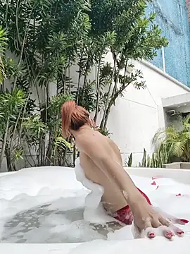 Snapshot of EmmaReyez chatting on October 29, 2025, 2:38 pm EmmaReyez online show from October 29, 2025, 2:38 pm