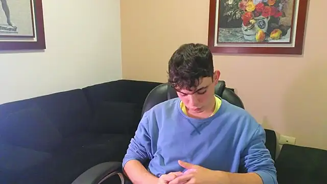 lukeboyce33 online show from September 25, 2025, 11:44 pm