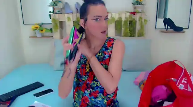 Emily-Ava  online show from March 22, 2025, 9:21 pm