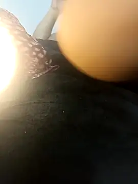 Snapshot of LEIDY_LORENA chatting on September 30, 2025, 2:28 am LEIDY LORENA online show from September 30, 2025, 2:28 am