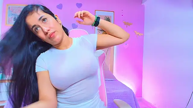 krystal stonee online show from March 13, 2025, 1:18 pm