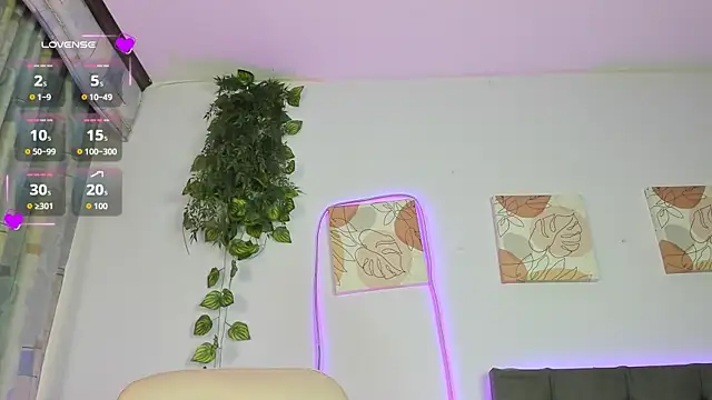 Quiinn bx online show from February 17, 2026, 7:44 pm