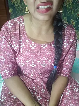 Snapshot of Shalini_telugu09 chatting on December 18, 2025, 11:58 am Shalini telugu09 online show from December 18, 2025, 11:58 am