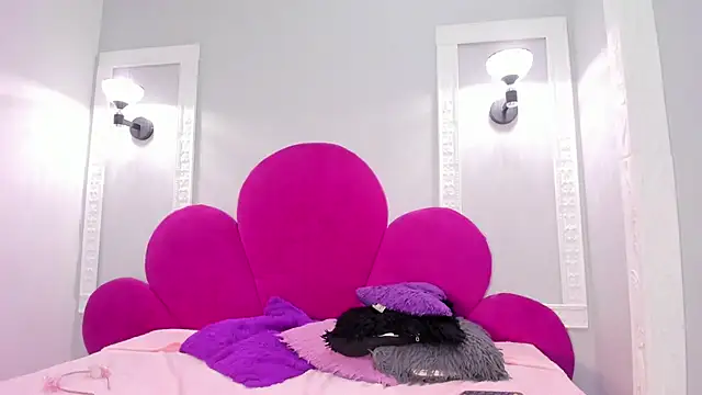 chanel lyn online show from March 16, 2025, 12:01 am