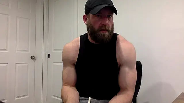 Snapshot of clarkefit chatting on March 21, 2025, 10:28 am clarkefit online show from March 21, 2025, 10:28 am