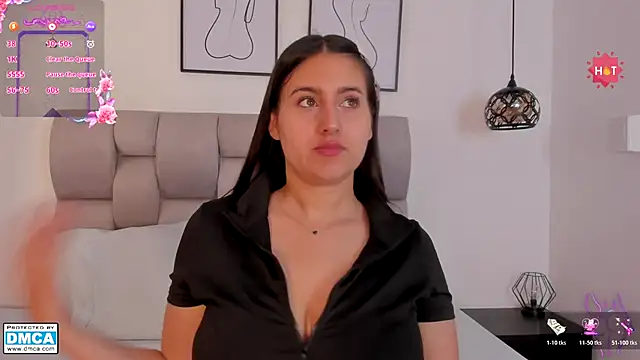 Snapshot of Hanna_Evans__ chatting on November 2, 2025, 12:21 pm Hanna Evans online show from November 2, 2025, 12:21 pm