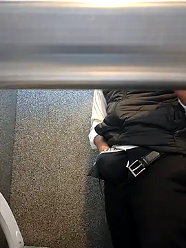 Snapshot of ikeike-kun chatting on February 18, 2026, 7:49 am ikeike-kun online show from February 18, 2026, 7:49 am