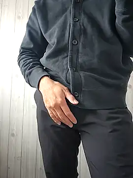 Snapshot of ikeike-kun chatting on March 18, 2025, 1:24 am ikeike-kun online show from March 18, 2025, 1:24 am