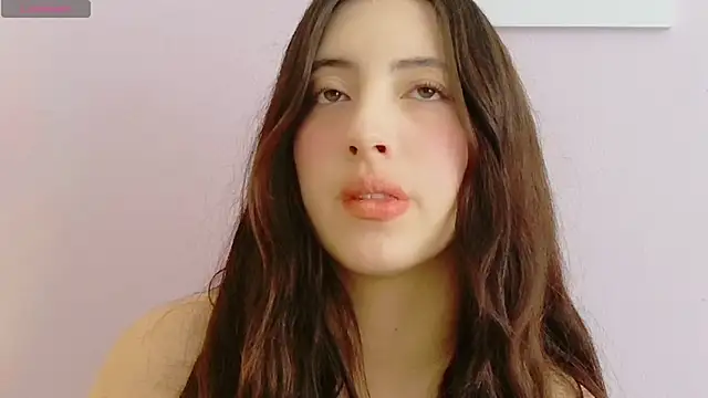 Snapshot of Rebbecawhite_meow chatting on June 7, 2026, 4:23 pm Rebbecawhite meow online show from June 7, 2026, 4:23 pm