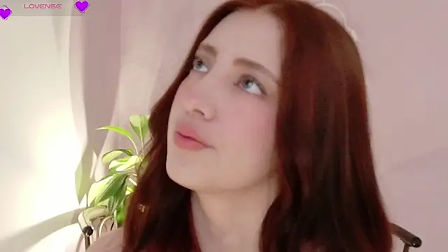 Snapshot of Rebbecawhite_meow chatting on June 13, 2026, 4:38 pm Rebbecawhite meow online show from June 13, 2026, 4:38 pm