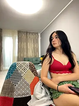 18teengirl3 online show from October 4, 2025, 8:05 am