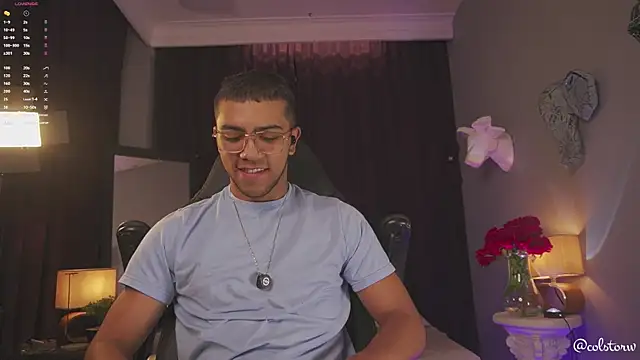 Snapshot of Colstorw_ chatting on February 5, 2026, 10:00 am Colstorw online show from February 5, 2026, 10:00 am