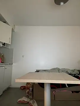 Renoirmonter online show from November 1, 2025, 8:08 am