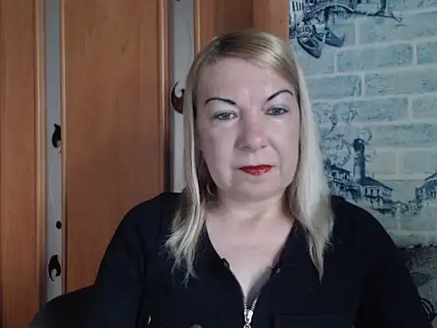 Snapshot of Lillia_Ray chatting on May 18, 2026, 7:46 am Lillia Ray online show from May 18, 2026, 7:46 am