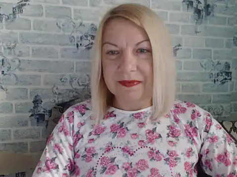 Lillia Ray online show from October 20, 2025, 8:26 am