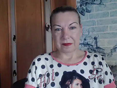 Snapshot of Lillia_Ray chatting on July 15, 2026, 8:54 am Lillia Ray online show from July 15, 2026, 8:54 am