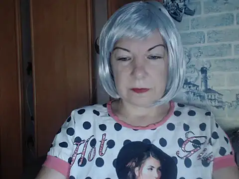 Snapshot of Lillia_Ray chatting on July 29, 2026, 7:29 am Lillia Ray online show from July 29, 2026, 7:29 am