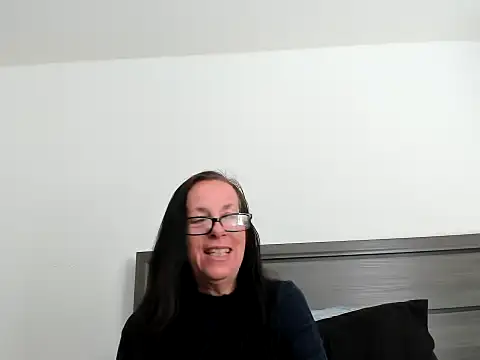 Snapshot of peachgoddess chatting on November 6, 2025, 2:32 pm peachgoddess online show from November 6, 2025, 2:32 pm