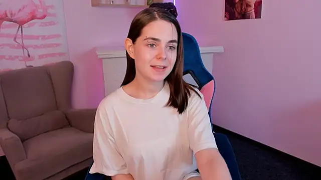 Velvetmimic  online show from March 18, 2025, 12:28 pm