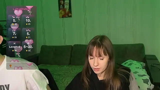 Romanhavesweetydick777 online show from December 14, 2025, 7:08 pm