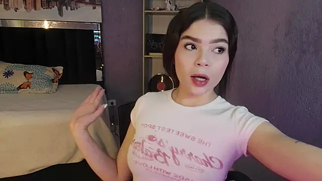 sweet c4ndy online show from February 5, 2026, 2:02 pm