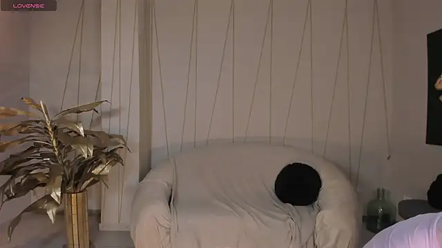 AmaliaCrus online show from October 30, 2025, 8:39 pm