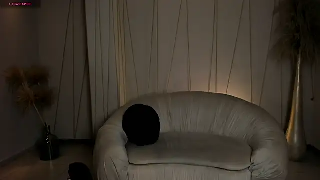 AmaliaCrus online show from September 19, 2025, 8:24 pm