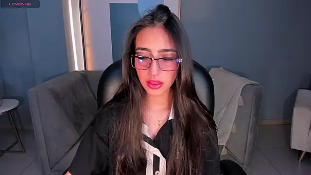 Snapshot of LarisaSmirnov chatting on October 29, 2025, 4:33 am LarisaSmirnov online show from October 29, 2025, 4:33 am