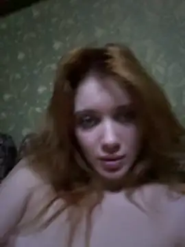 Snapshot of maar_tina chatting on December 17, 2025, 9:42 pm maar tina online show from December 17, 2025, 9:42 pm