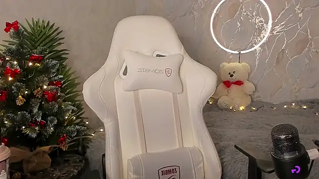 babyisperfect online show from December 22, 2025, 7:08 am