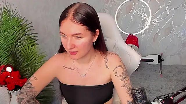 babyisperfect online show from February 3, 2026, 6:22 am