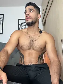 Maximiliano ford online show from December 21, 2025, 10:50 am