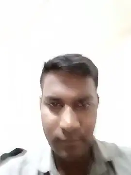 vikesh05 online show from November 4, 2025, 8:12 pm