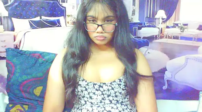 IndianSexyDiva online show from March 18, 2025, 6:28 am