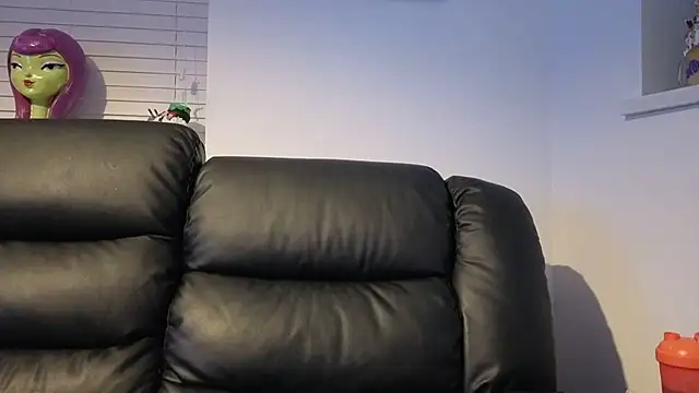 Sizzling Indie36 online show from February 11, 2026, 11:04 pm