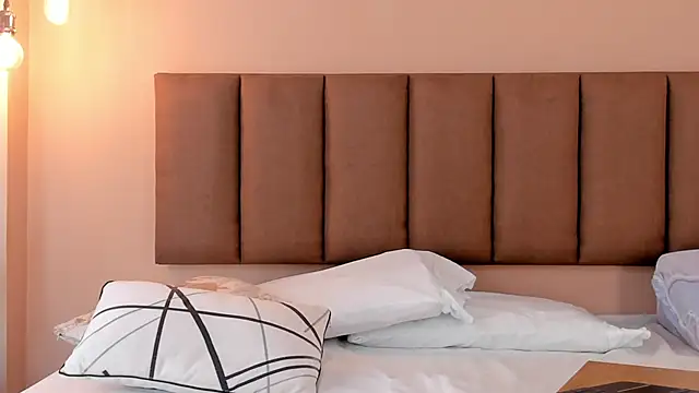 honeygray02 online show from December 16, 2025, 3:22 am